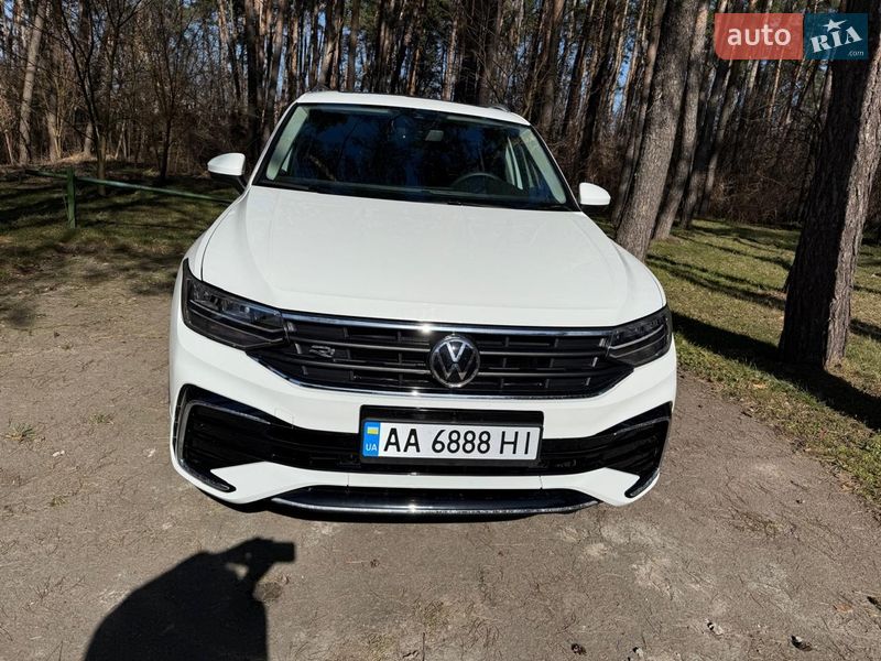 Внедорожник / Кроссовер Volkswagen Tiguan 2024 в Киеве
