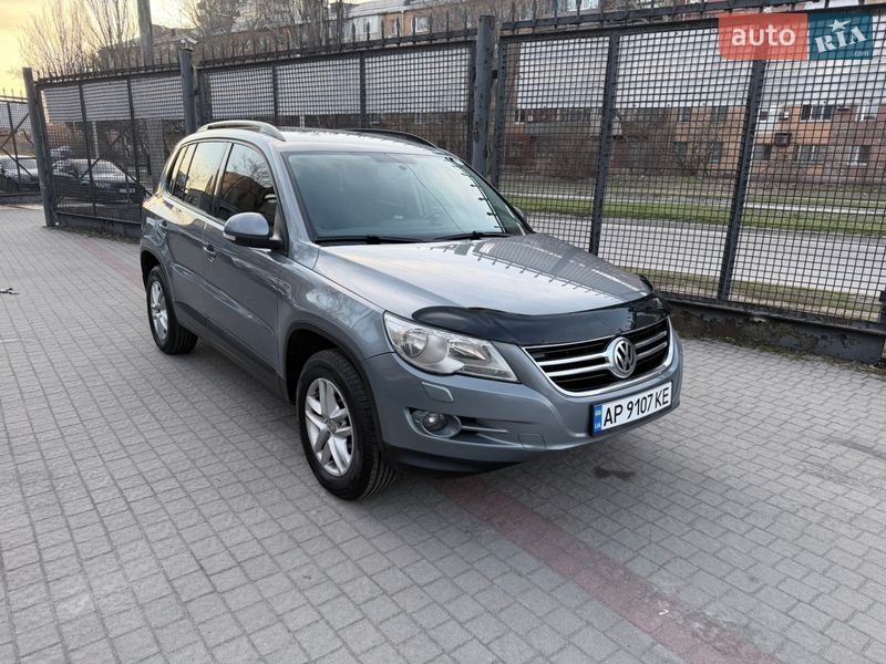 Позашляховик / Кросовер Volkswagen Tiguan 2009 в Запоріжжі