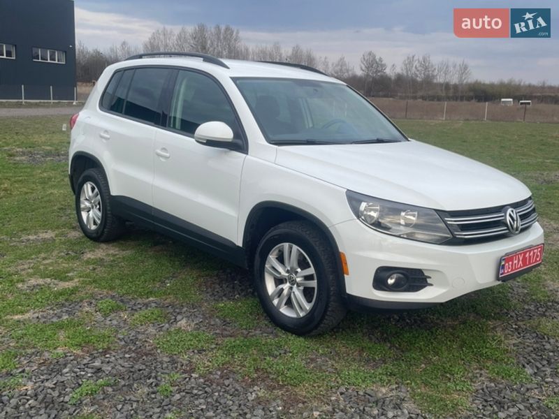 Внедорожник / Кроссовер Volkswagen Tiguan 2015 в Луцке