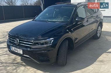 Внедорожник / Кроссовер Volkswagen Tiguan 2018 в Черновцах
