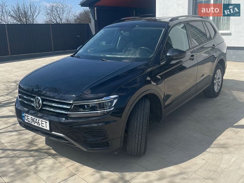 Внедорожник / Кроссовер Volkswagen Tiguan 2018 в Черновцах