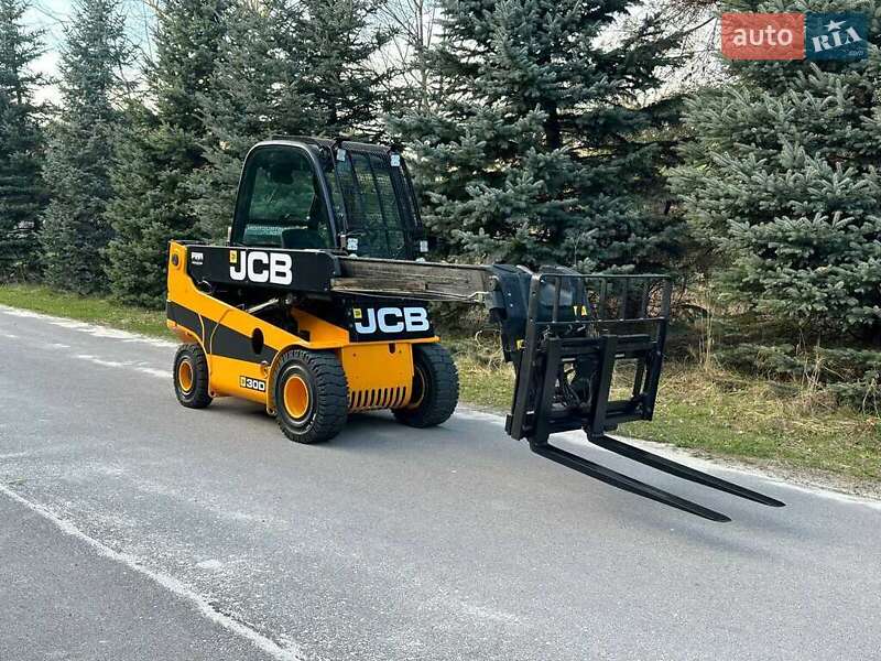Телескопический погрузчик JCB TLT 2019 в Киеве