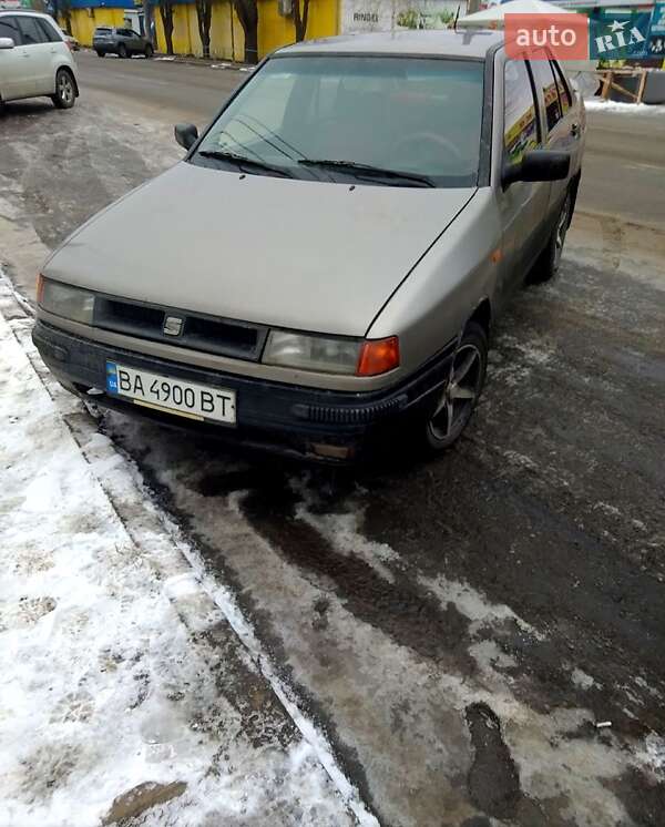 Лифтбек SEAT Toledo 1993 в Кропивницком