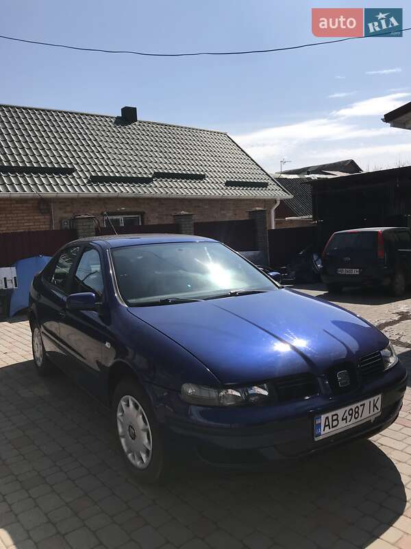 Седан SEAT Toledo 2002 в Виннице