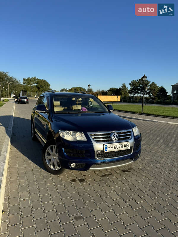 Внедорожник / Кроссовер Volkswagen Touareg 2007 в Измаиле Внедорожник / Кроссовер Volkswagen Touareg 2007 в Измаиле