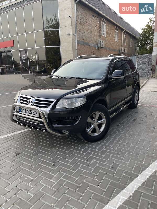 Внедорожник / Кроссовер Volkswagen Touareg 2007 в Кропивницком
