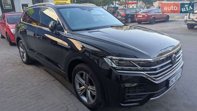 Внедорожник / Кроссовер Volkswagen Touareg 2021 в Ровно