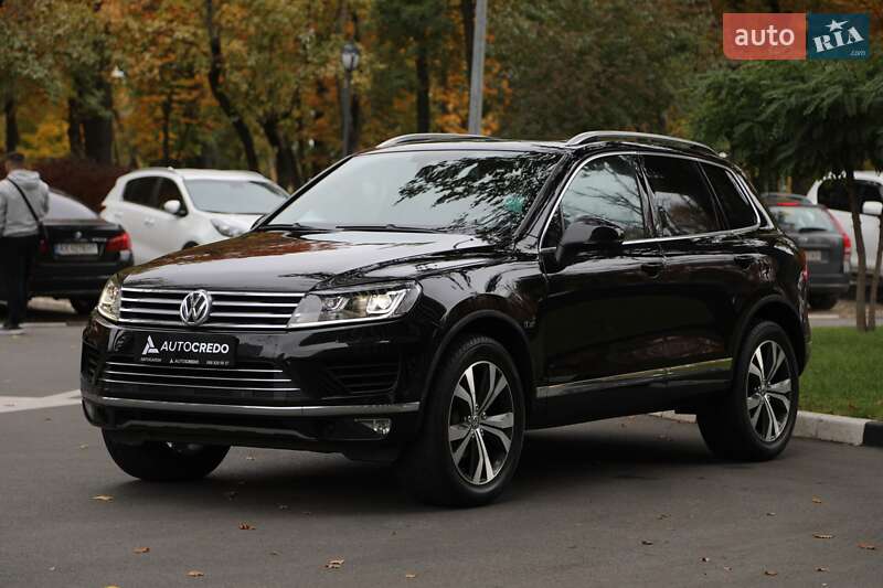 Позашляховик / Кросовер Volkswagen Touareg 2016 в Харкові Позашляховик / Кросовер Volkswagen Touareg 2016 в Харкові