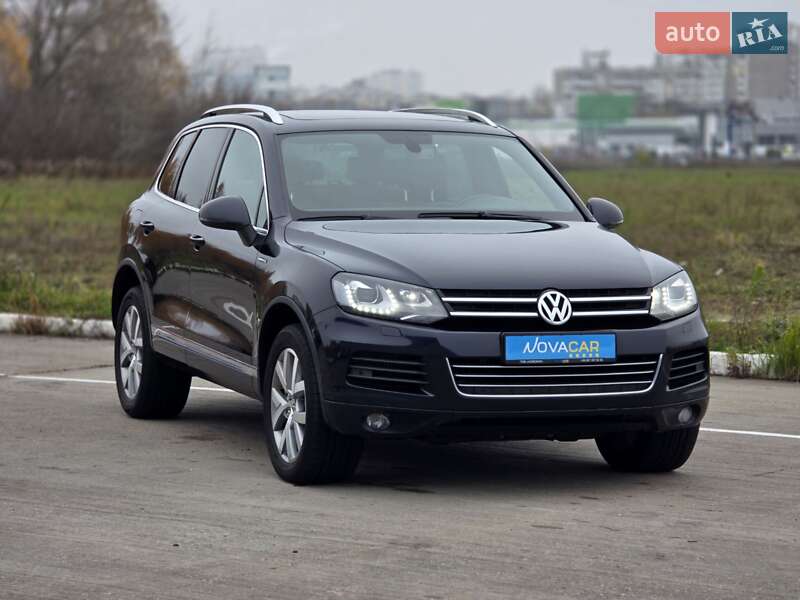 Внедорожник / Кроссовер Volkswagen Touareg 2013 в Киеве Внедорожник / Кроссовер Volkswagen Touareg 2013 в Киеве