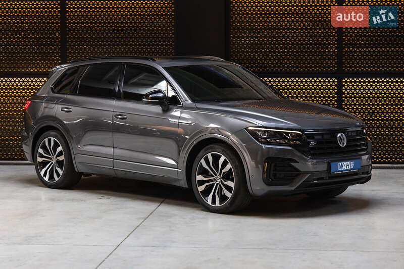 Внедорожник / Кроссовер Volkswagen Touareg 2018 в Луцке