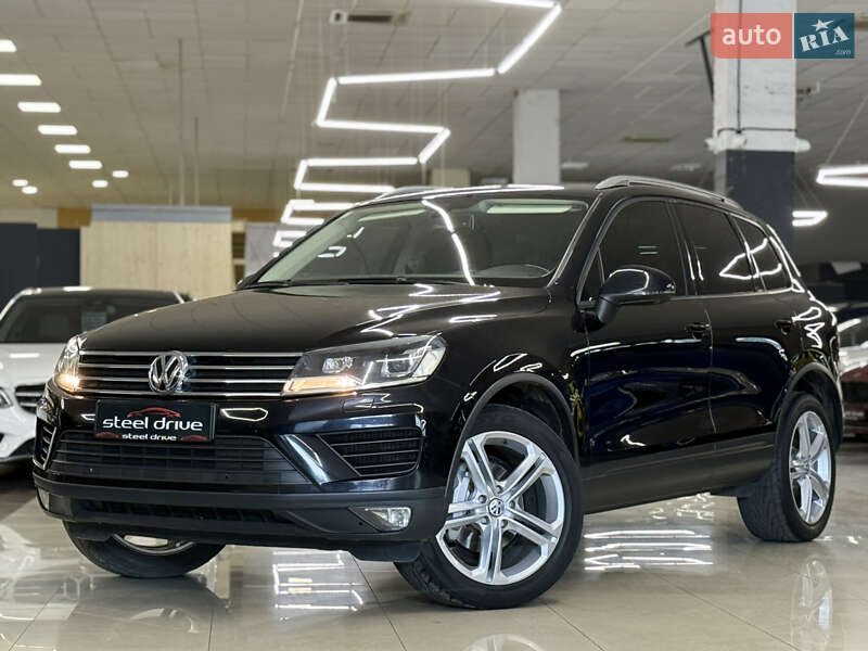 Внедорожник / Кроссовер Volkswagen Touareg 2015 в Николаеве Внедорожник / Кроссовер Volkswagen Touareg 2015 в Николаеве