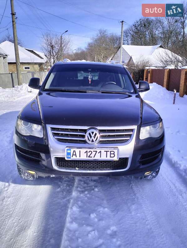 Внедорожник / Кроссовер Volkswagen Touareg 2009 в Броварах