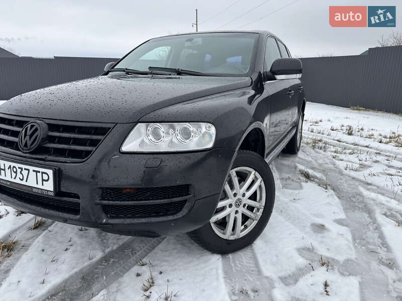 Внедорожник / Кроссовер Volkswagen Touareg 2003 в Харькове