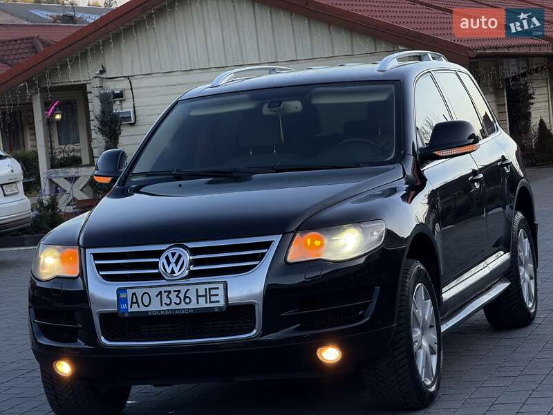Внедорожник / Кроссовер Volkswagen Touareg 2008 в Межгорье