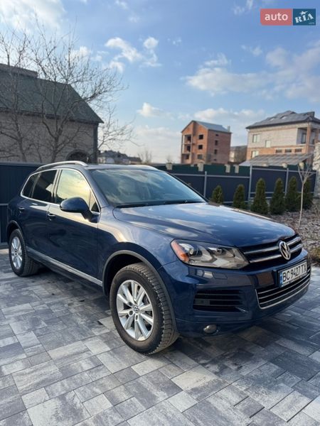 Позашляховик / Кросовер Volkswagen Touareg 2012 в Тернополі