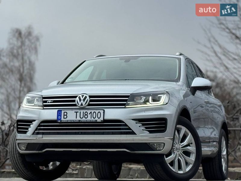 Позашляховик / Кросовер Volkswagen Touareg 2015 в Дрогобичі