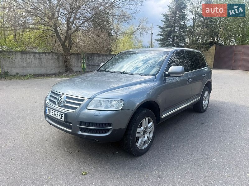 Внедорожник / Кроссовер Volkswagen Touareg 2005 в Днепре