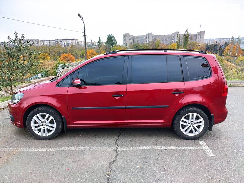 Микровэн Volkswagen Touran 2011 в Кривом Роге