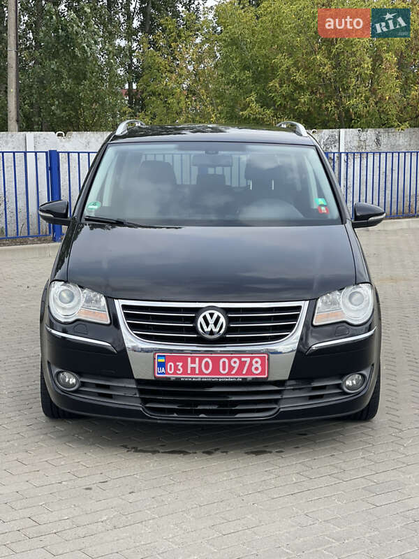 Минивэн Volkswagen Touran 2010 в Ковеле Минивэн Volkswagen Touran 2010 в Ковеле