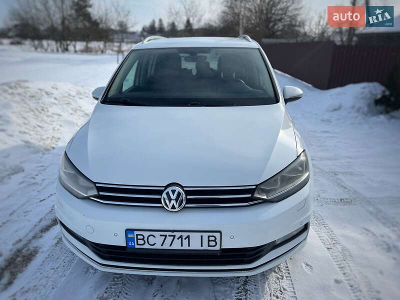 Микровэн Volkswagen Touran 2017 в Львове Микровэн Volkswagen Touran 2017 в Львове