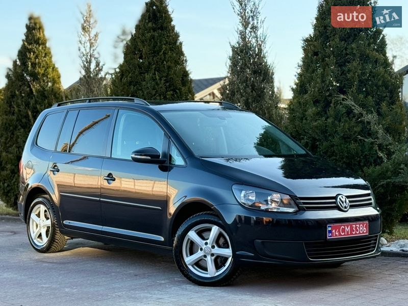 Мінівен Volkswagen Touran 2012 в Стрию