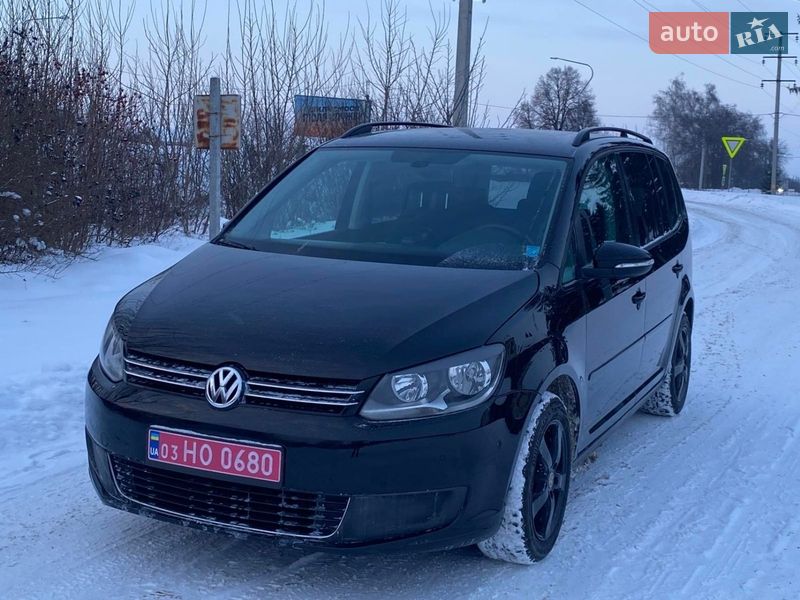 Минивэн Volkswagen Touran 2011 в Вознесенске Минивэн Volkswagen Touran 2011 в Вознесенске