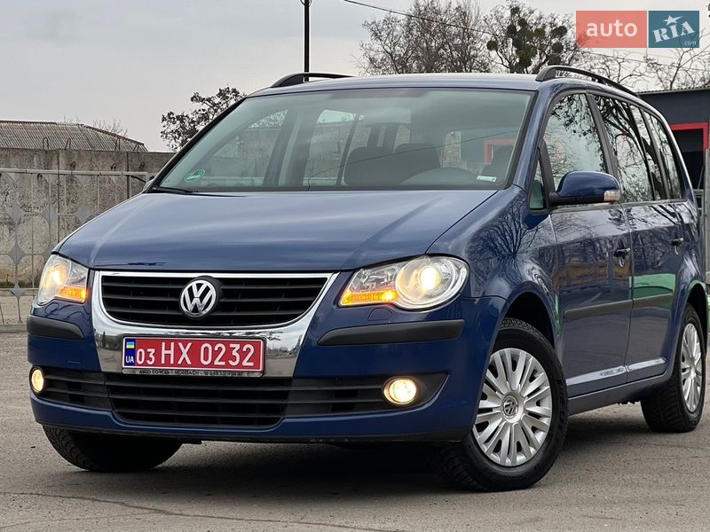 Мінівен Volkswagen Touran 2007 в Лубнах