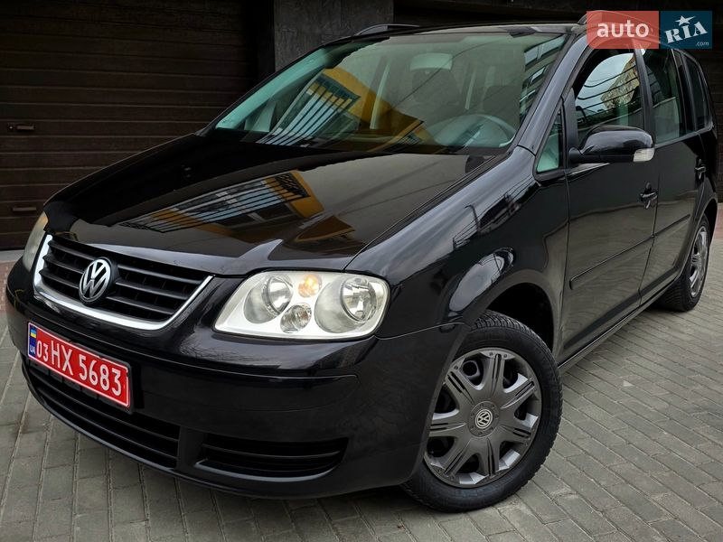 Мінівен Volkswagen Touran 2005 в Тернополі