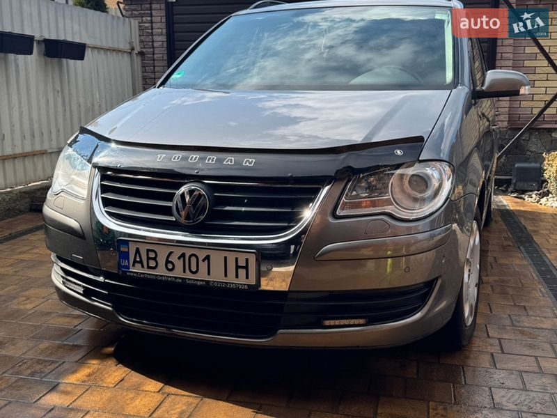 Мінівен Volkswagen Touran 2007 в Вінниці