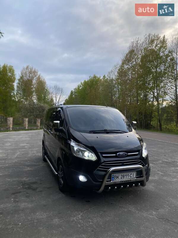 Минивэн Ford Tourneo Custom 2016 в Рокитном Минивэн Ford Tourneo Custom 2016 в Рокитном