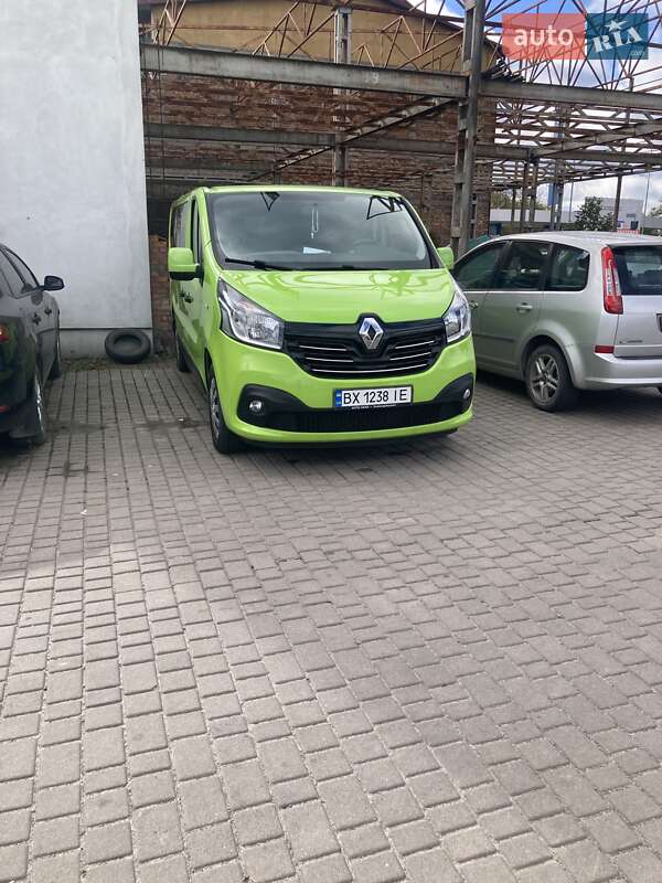 Минивэн Renault Trafic 2018 в Хмельницком