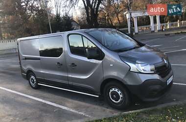 Вантажопасажирський фургон Renault Trafic 2015 в Вінниці
