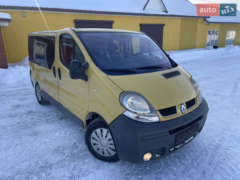 Минивэн Renault Trafic 2002 в Здолбунове Минивэн Renault Trafic 2002 в Здолбунове