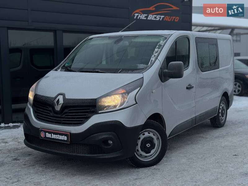 Грузопассажирский фургон Renault Trafic 2018 в Ровно