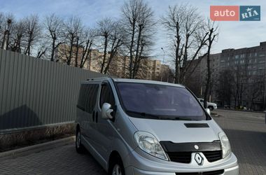 Минивэн Renault Trafic 2009 в Шаргороде