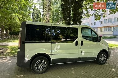 Минивэн Renault Trafic 2002 в Каменец-Подольском