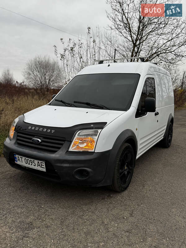 Грузовой фургон Ford Transit Connect 2011 в Снятине