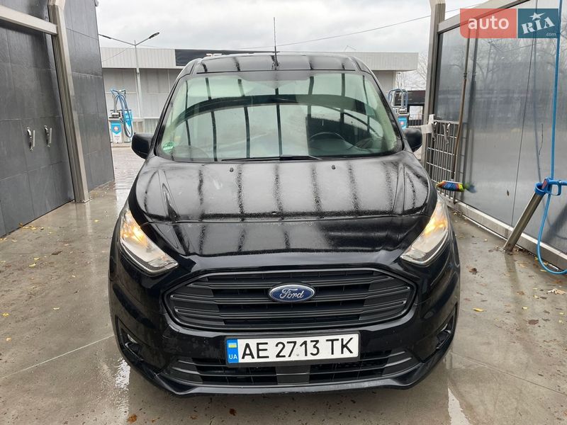 Вантажний фургон Ford Transit Connect 2018 в Запоріжжі