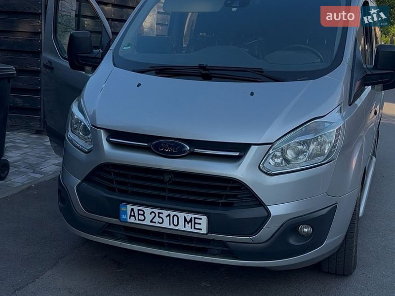 Грузопассажирский фургон Ford Transit Custom 2015 в Хмельницком