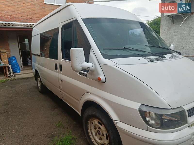 Микроавтобус Ford Transit 2001 в Чутове