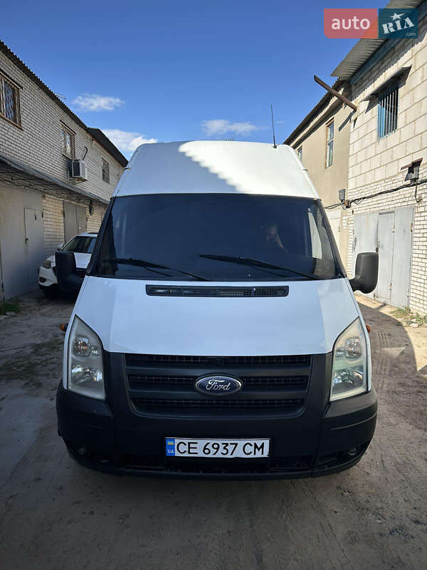 Вантажний фургон Ford Transit 2011 в Києві