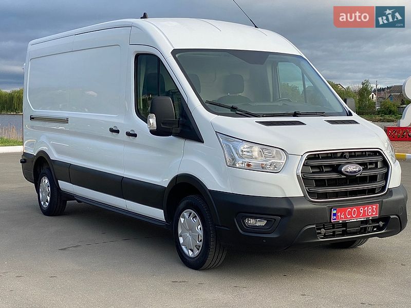 Грузовой фургон Ford Transit 2021 в Ирпене