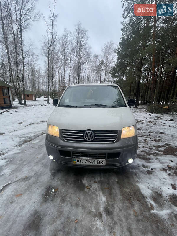 Минивэн Volkswagen Transporter 2005 в Любешове