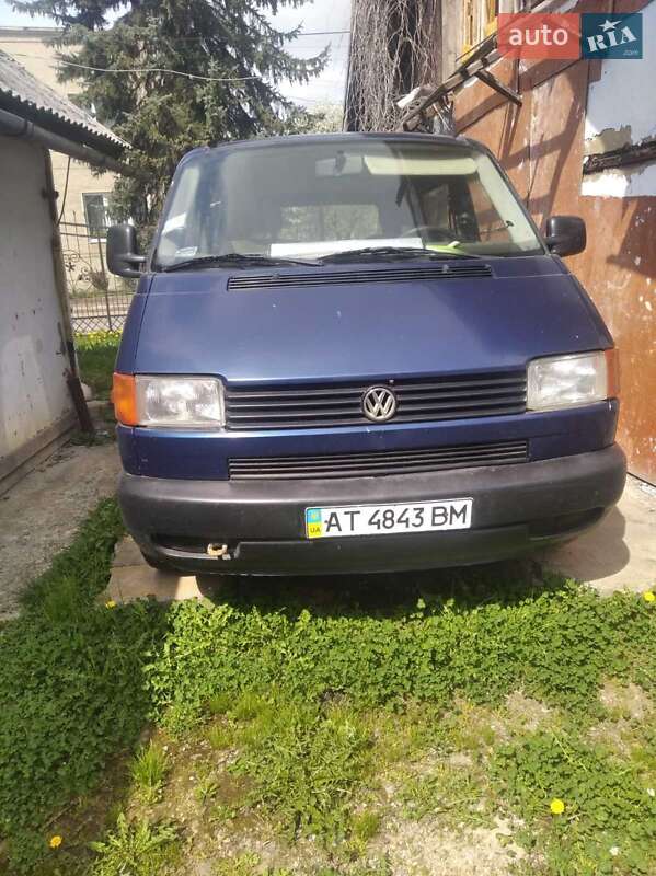 Минивэн Volkswagen Transporter 1996 в Калуше
