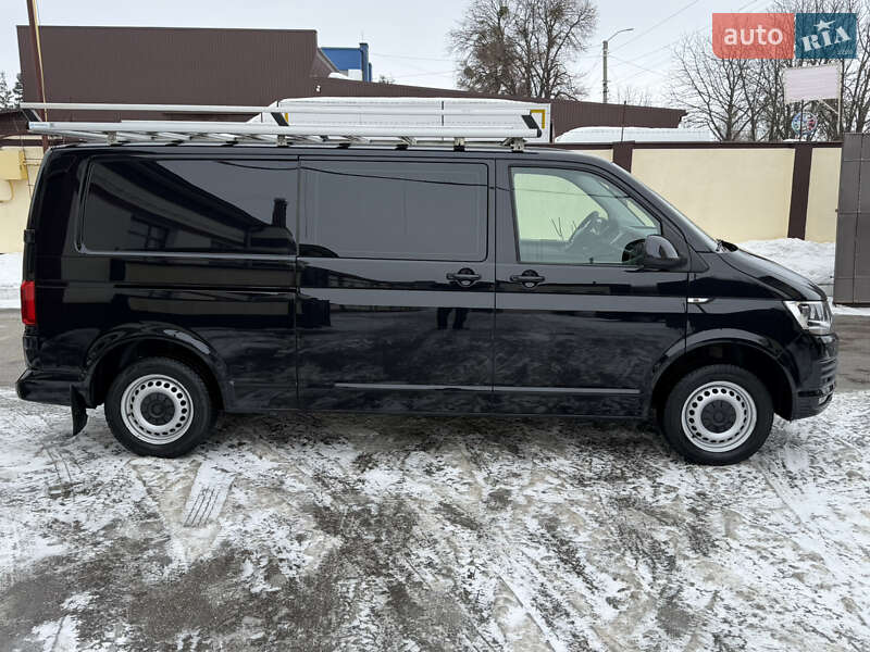 Грузопассажирский фургон Volkswagen Transporter 2019 в Ровно Грузопассажирский фургон Volkswagen Transporter 2019 в Ровно