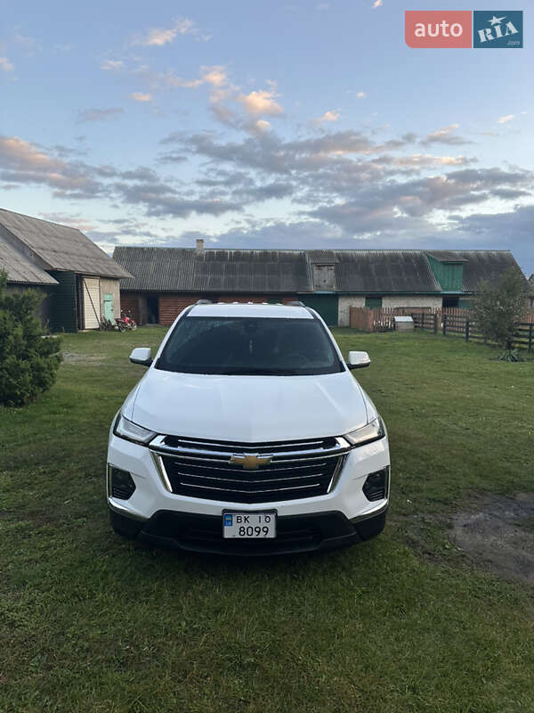 Внедорожник / Кроссовер Chevrolet Traverse 2023 в Карпиловке
