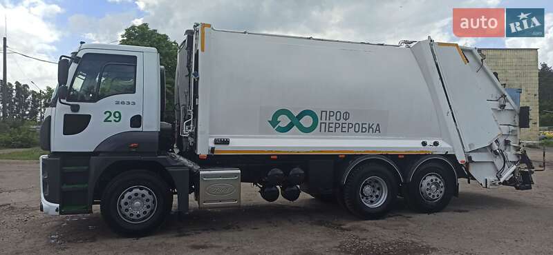 Мусоровоз Ford Trucks 2021 в Киеве