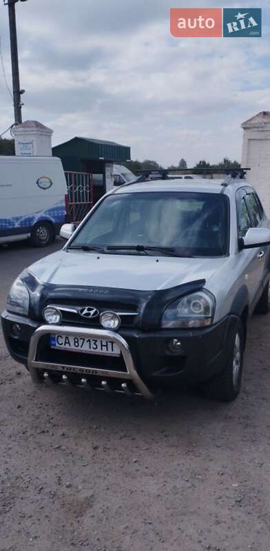 Позашляховик / Кросовер Hyundai Tucson 2010 в Умані