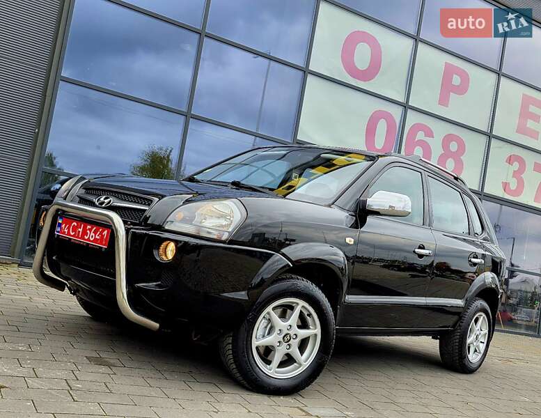 Внедорожник / Кроссовер Hyundai Tucson 2010 в Ивано-Франковске Внедорожник / Кроссовер Hyundai Tucson 2010 в Ивано-Франковске