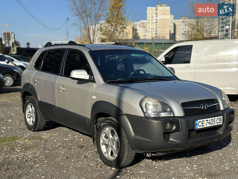 Позашляховик / Кросовер Hyundai Tucson 2008 в Києві